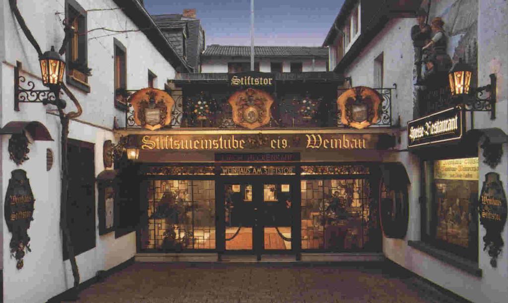 Hotel Weinhaus Am Stiftstor Treis-Karden Luaran gambar